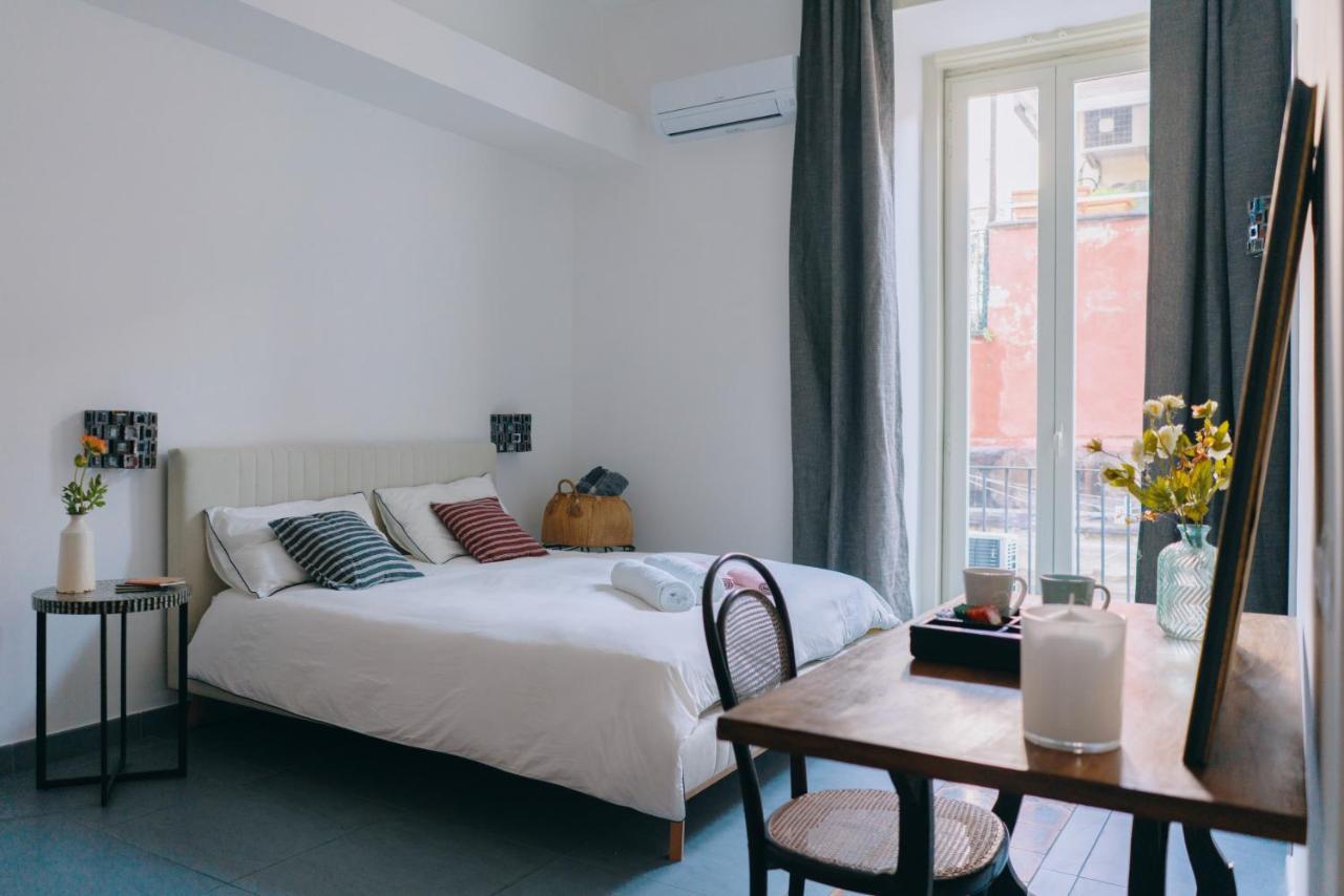 Janare - Rooms & Terrace Neapol Zewnętrze zdjęcie