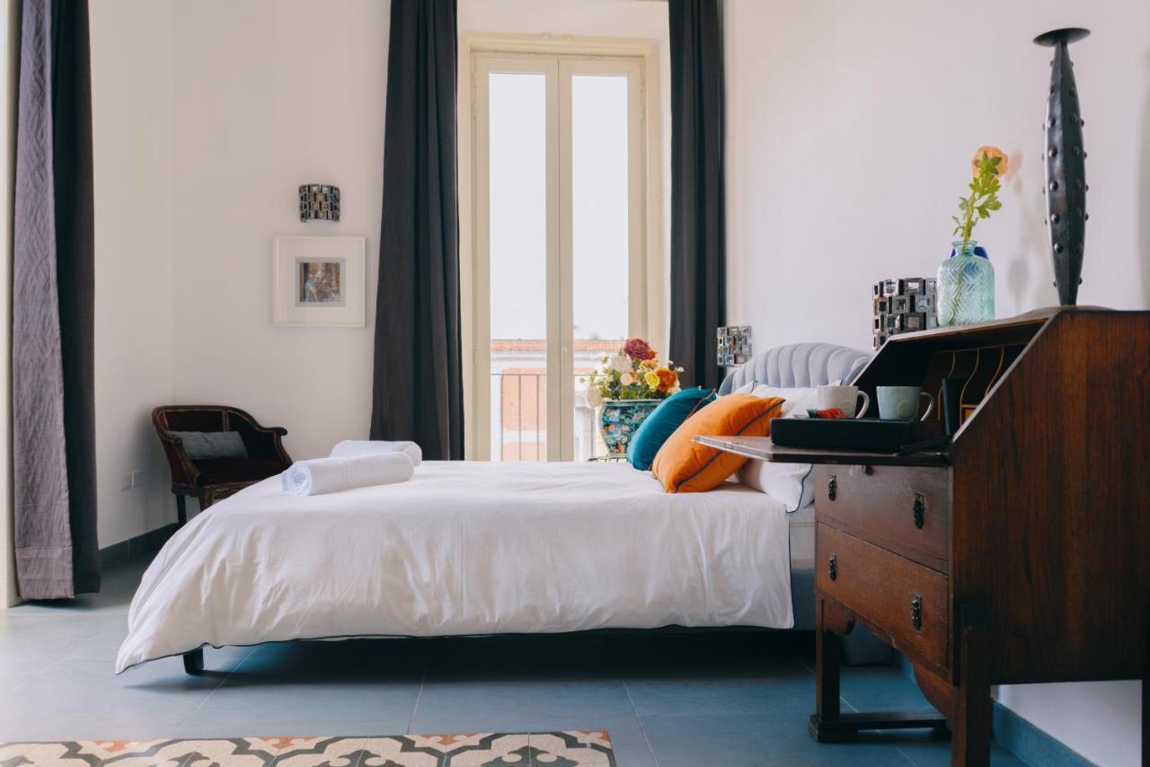 Janare - Rooms & Terrace Neapol Zewnętrze zdjęcie